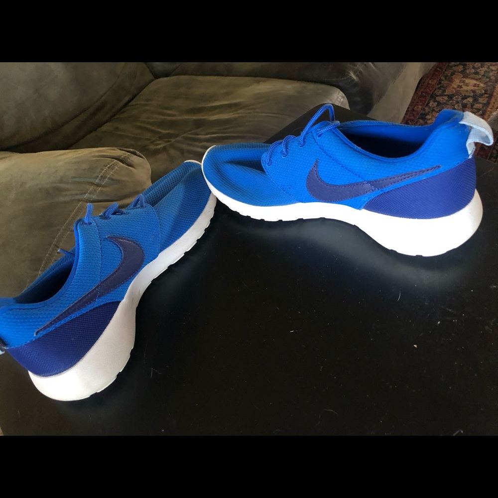Blue Nike Roshe Run Tennis Shoes